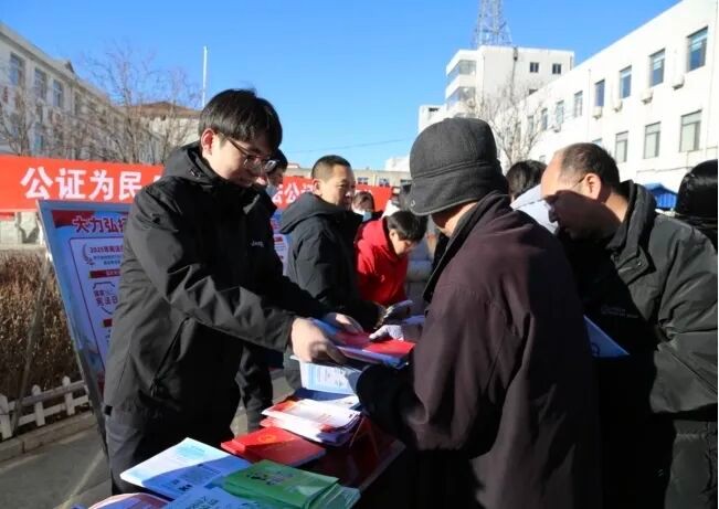 青龙多维开展宪法宣传活动